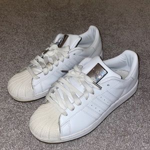 Superstar Size 8.5, White